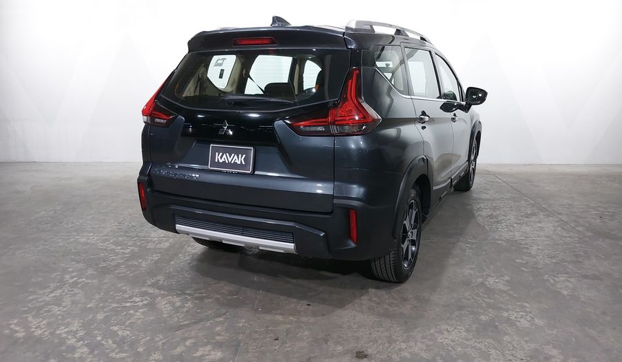 Mitsubishi Xpander 1.5 CROSS AUTO Minivan 2022