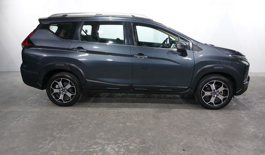 Mitsubishi Xpander 1.5 CROSS AUTO Minivan 2022