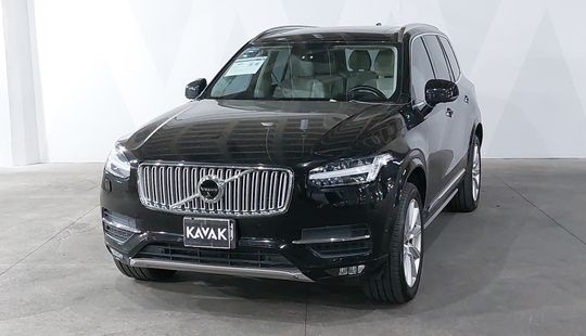 Volvo • XC90