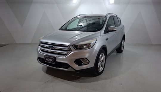 Ford • Escape