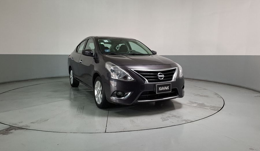 Nissan Versa 1.6 ADVANCE TA AC Sedan 2015