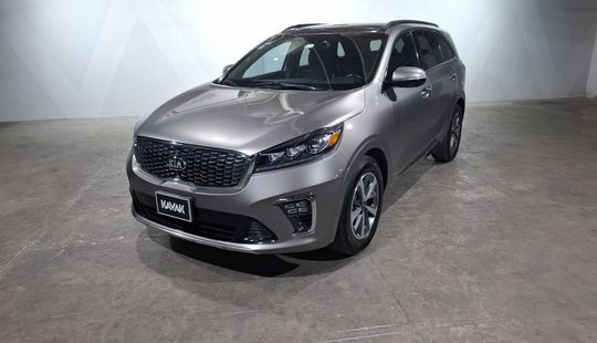 Kia • Sorento