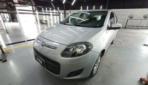 Fiat Palio 1.4 ATTRACTIVE Hatchback 2017