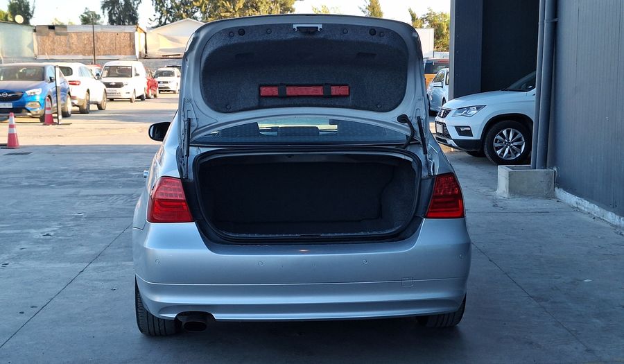 Bmw Serie 3 316I A AUTO Sedan 2012