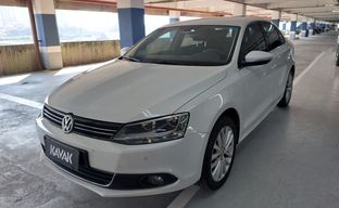 Volkswagen • Jetta