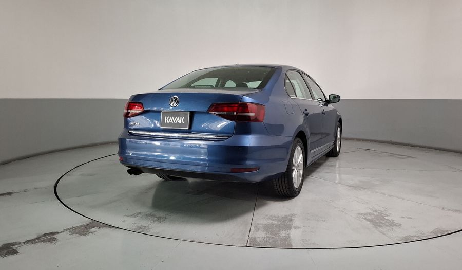 Volkswagen Jetta 2.5 COMFORTLINE TIP. BOLSAS AIRE DEL. Sedan 2018
