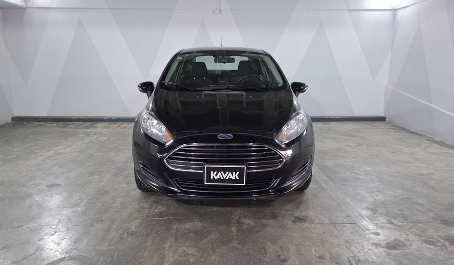 Ford Fiesta 1.6 SE MT Sedan 2015