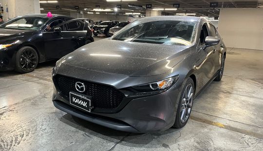 Mazda • Mazda 3