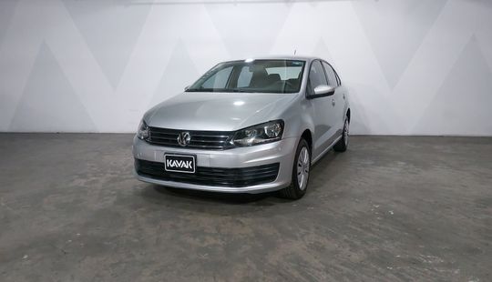 Volkswagen • Vento