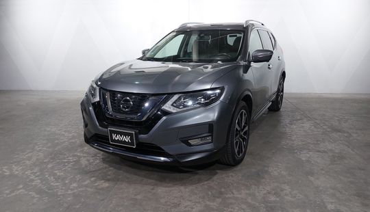 Nissan • X-Trail