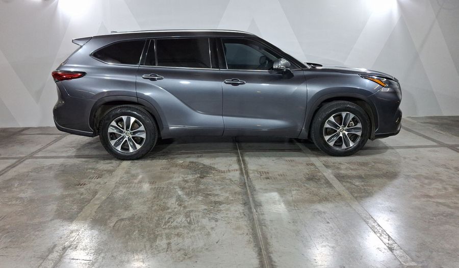 Toyota Highlander 3.5 XLE AUTO Suv 2020