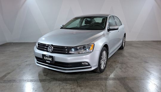 Volkswagen • Jetta