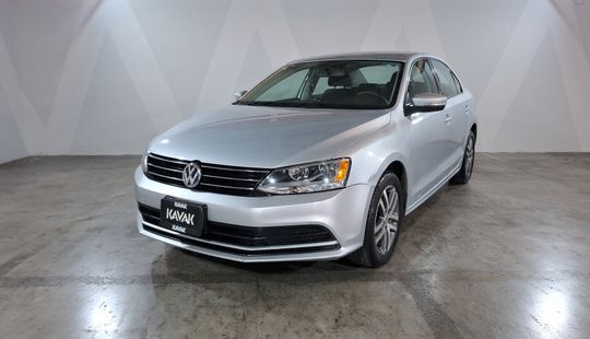 Volkswagen • Jetta