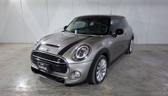 Mini • Cooper S