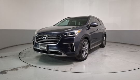 Hyundai • Santa Fe