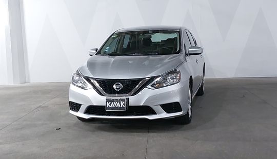 Nissan • Sentra