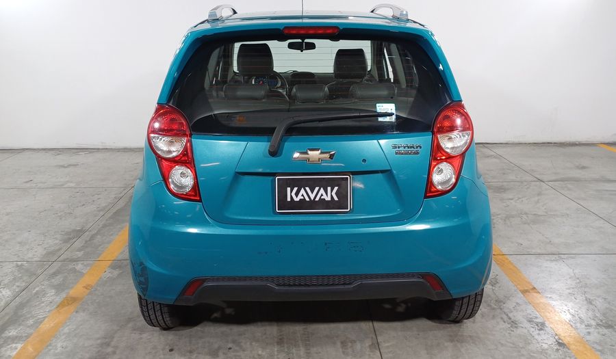 Chevrolet Spark Classic 1.2 LTZ C MT Hatchback 2016