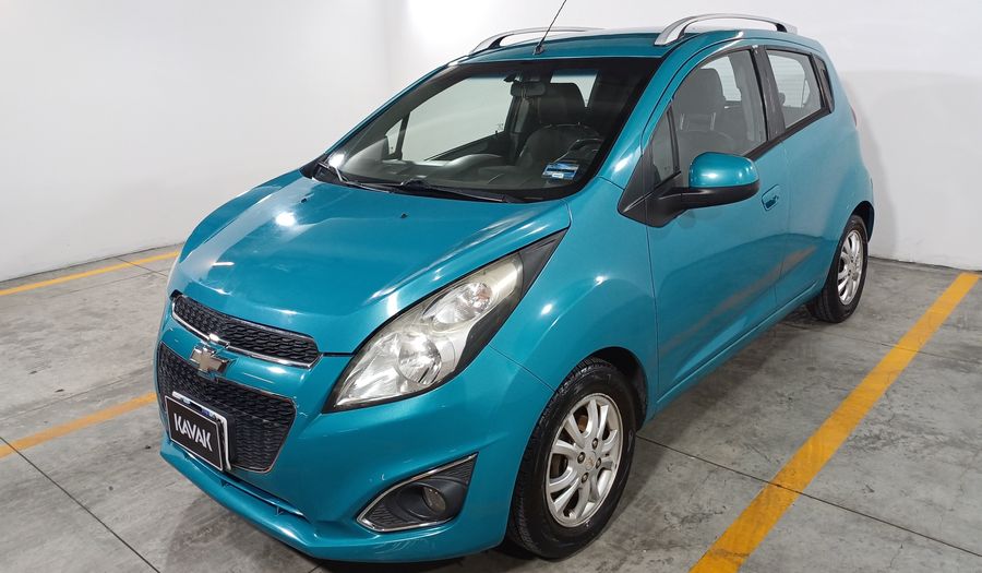 Chevrolet Spark Classic 1.2 LTZ C MT Hatchback 2016