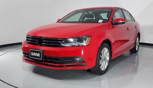 Volkswagen • Jetta