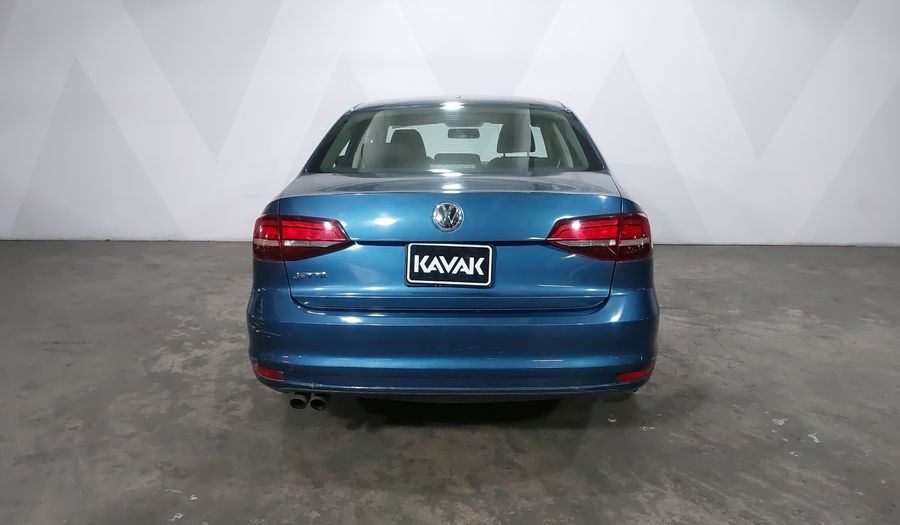 Volkswagen Jetta 2.0 MT Sedan 2016