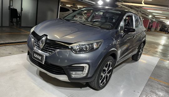 Renault • Captur