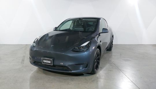 Tesla • Model Y