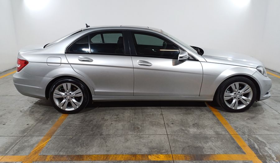 Mercedes Benz Clase C 1.8 200 EXCLUSIVE AT Sedan 2014