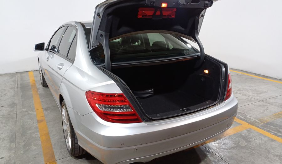 Mercedes Benz Clase C 1.8 200 EXCLUSIVE AT Sedan 2014