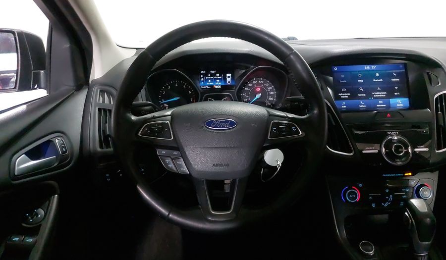 Ford Focus 2.0 SE LUXURY AT Sedan 2016