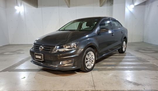 Volkswagen • Vento