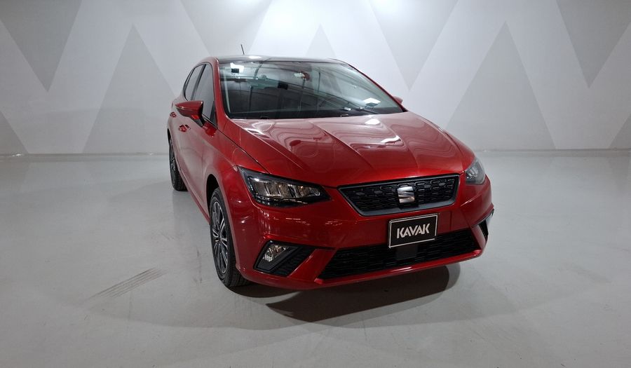 Seat Ibiza 1.6 STYLE AUTO Hatchback 2024