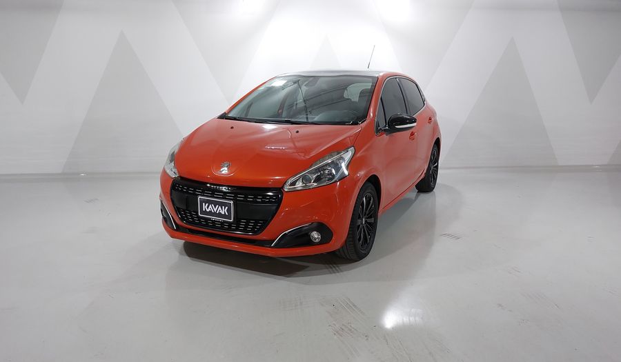 Peugeot 208 1.6 FELINE MT Hatchback 2017