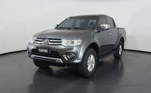 Mitsubishi • L200 Triton