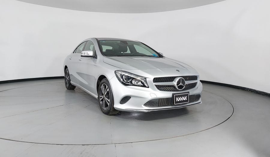 Mercedes Benz Clase Cla 1.6 CLA 200 SPORT DCT Coupe 2018