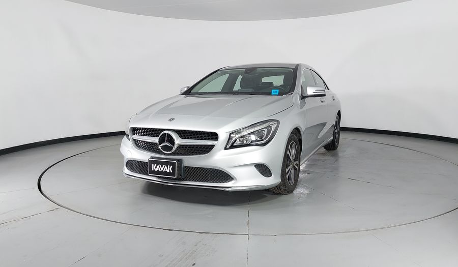 Mercedes Benz Clase Cla 1.6 CLA 200 SPORT DCT Coupe 2018