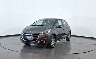 Peugeot • 208