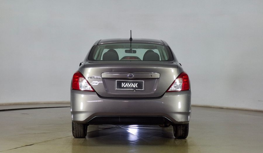 Nissan Versa 1.6 SENSE Sedan 2020