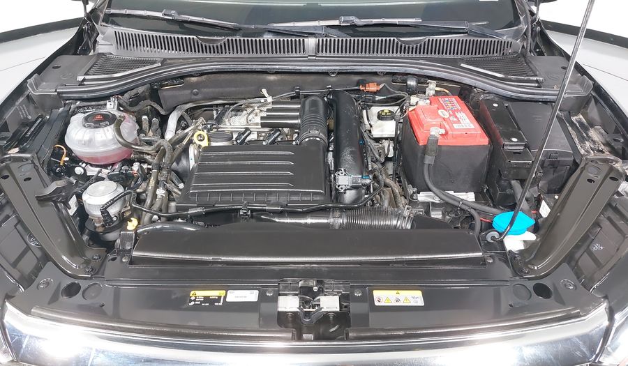 Volkswagen Jetta 1.4 TRENDLINE AUTO Sedan 2021