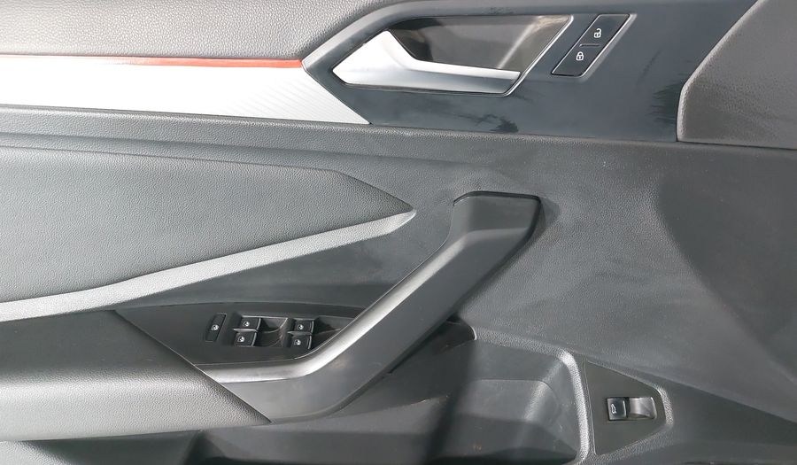 Volkswagen Jetta 1.4 TRENDLINE AUTO Sedan 2021