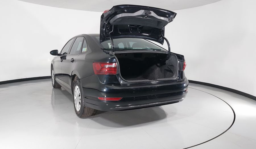 Volkswagen Jetta 1.4 TRENDLINE AUTO Sedan 2021