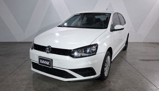 Volkswagen • Vento