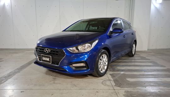 Hyundai • Accent