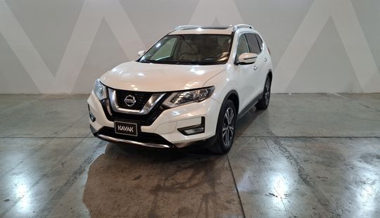 Nissan • X-Trail