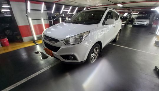 Hyundai Tucson 2.0 GL MT 2WD-2013