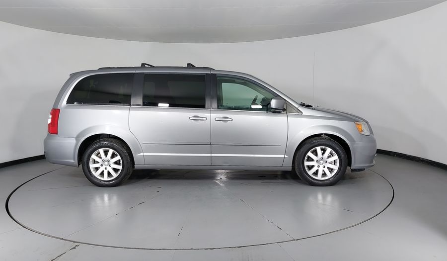 Chrysler Town & Country 3.6 TOURING Minivan 2016