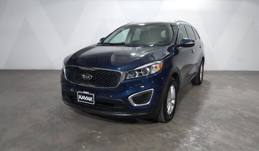 Kia Sorento 2.4 LX AT Suv 2016