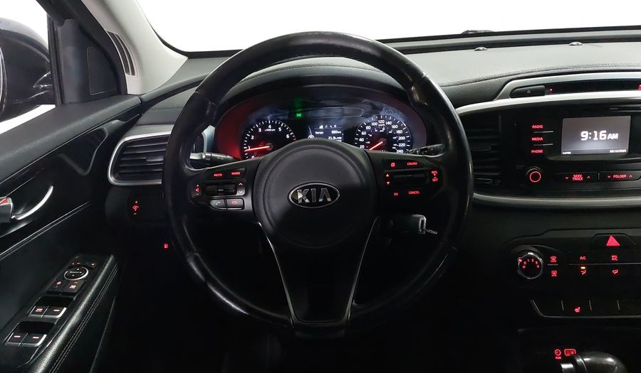 Kia Sorento 2.4 LX AT Suv 2016