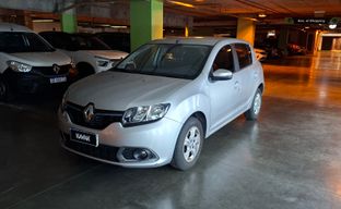 Renault • Sandero