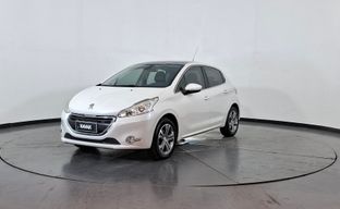 Peugeot • 208