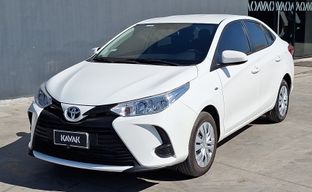 Toyota • Yaris